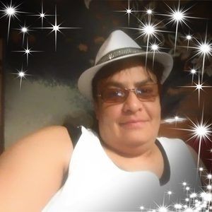 Meet your Posher, Iris